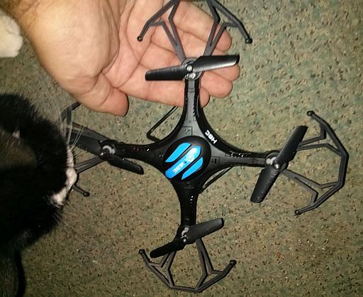  Size of product w/hand to show scale